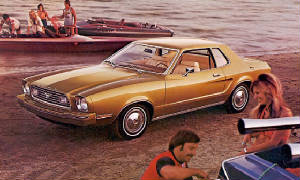 FORD_MUSTANG/1976coupegold.jpg